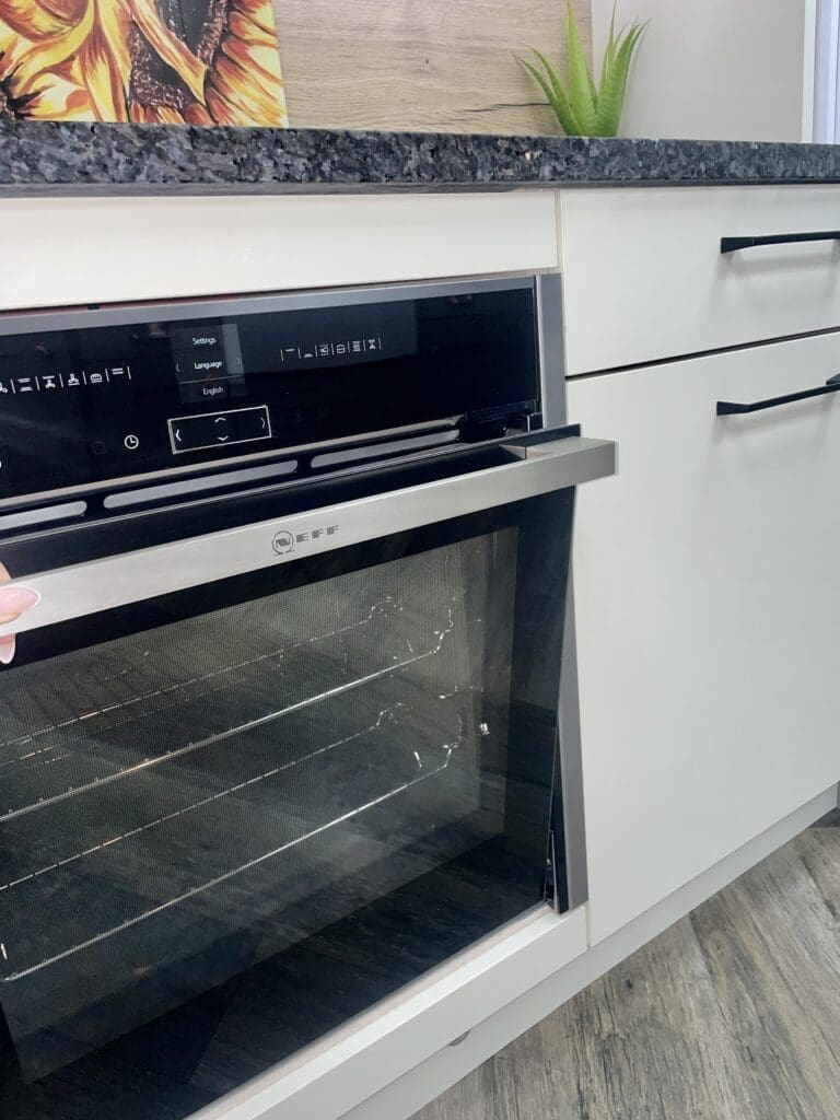 | Kitchen Showroom image00002