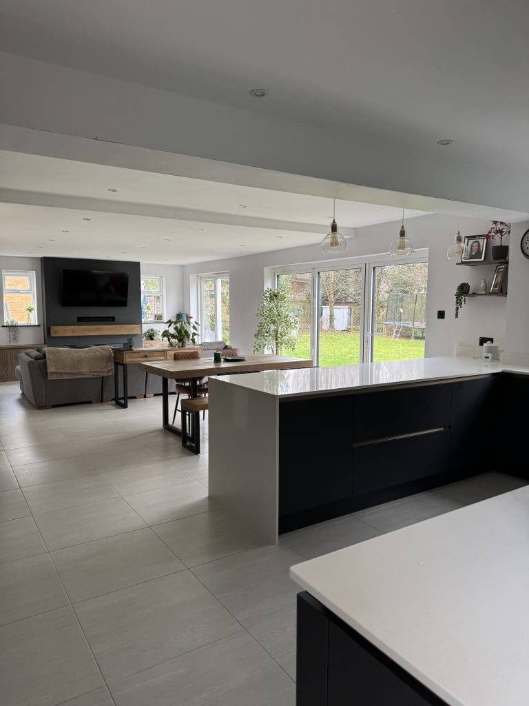 Recent Projects | From Vision to Reality: A Luxurious True Handleless Kitchen & Bespoke Interiors by Tefore Recent Projects | From Vision to Reality: A Luxurious True Handleless Kitchen & Bespoke Interiors by Tefore
