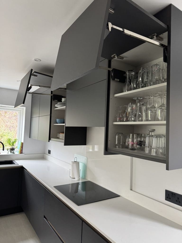 Recent Projects | From Vision to Reality: A Luxurious True Handleless Kitchen & Bespoke Interiors by Tefore Recent Projects | From Vision to Reality: A Luxurious True Handleless Kitchen & Bespoke Interiors by Tefore