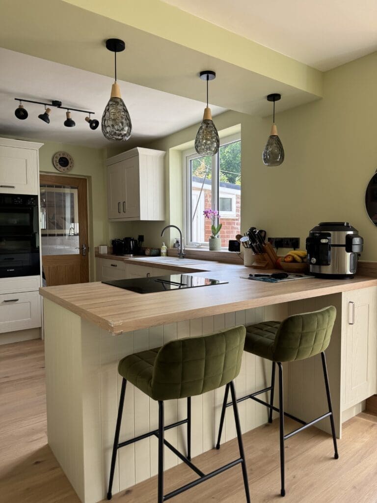 Recent Projects | A Beautiful Kitchen Refresh in Redditch Recent Projects | A Beautiful Kitchen Refresh in Redditch