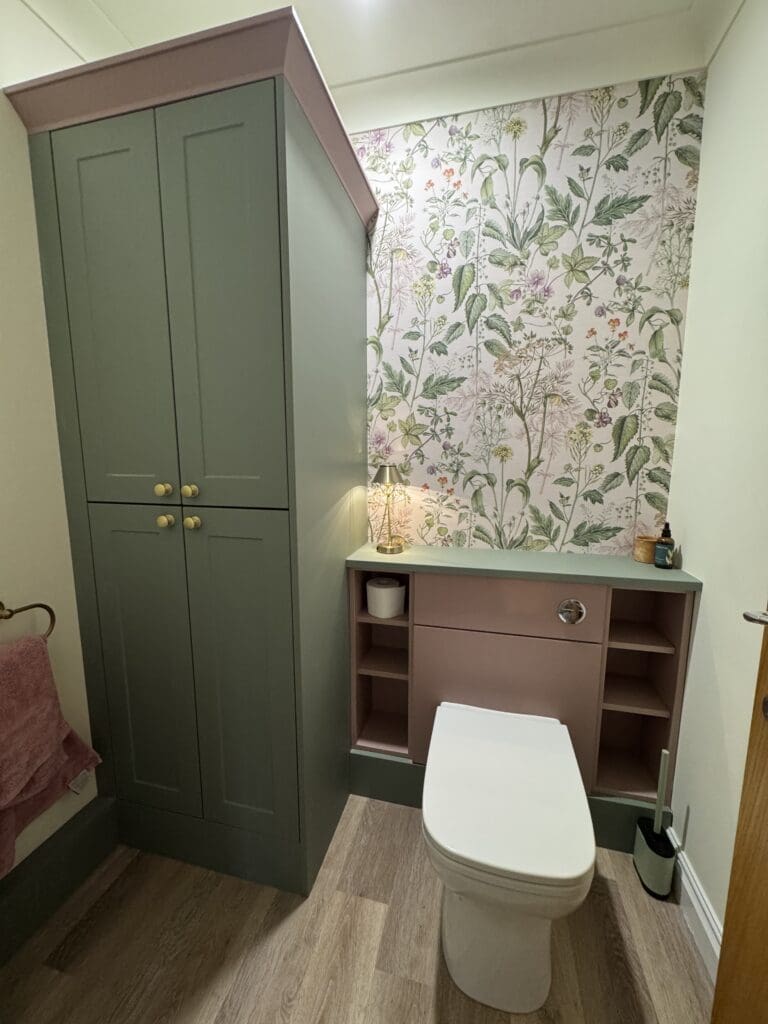 Kitchen Tips | A Stunning Return Transformation: From Dated to a Family-Approved “Barbie Dream” Kitchen Kitchen Tips | A Stunning Return Transformation: From Dated to a Family-Approved “Barbie Dream” Kitchen