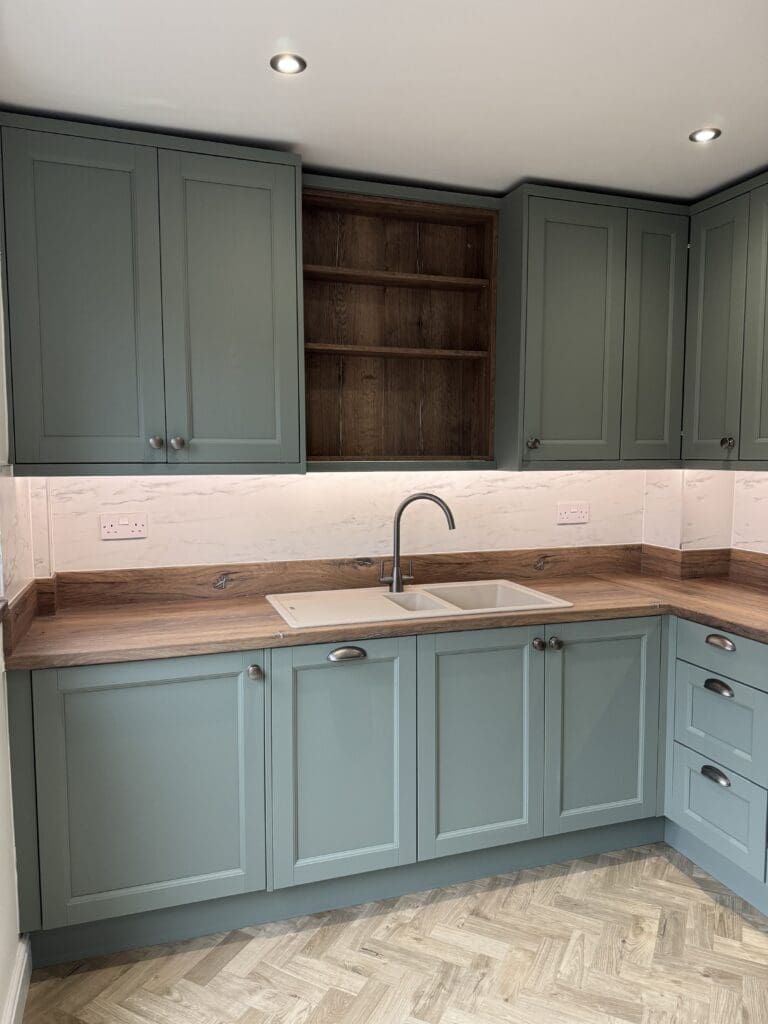 Recent Projects | Kitchen Transformation in Redditch: A Stunning Green Shaker Before & After Recent Projects | Kitchen Transformation in Redditch: A Stunning Green Shaker Before & After